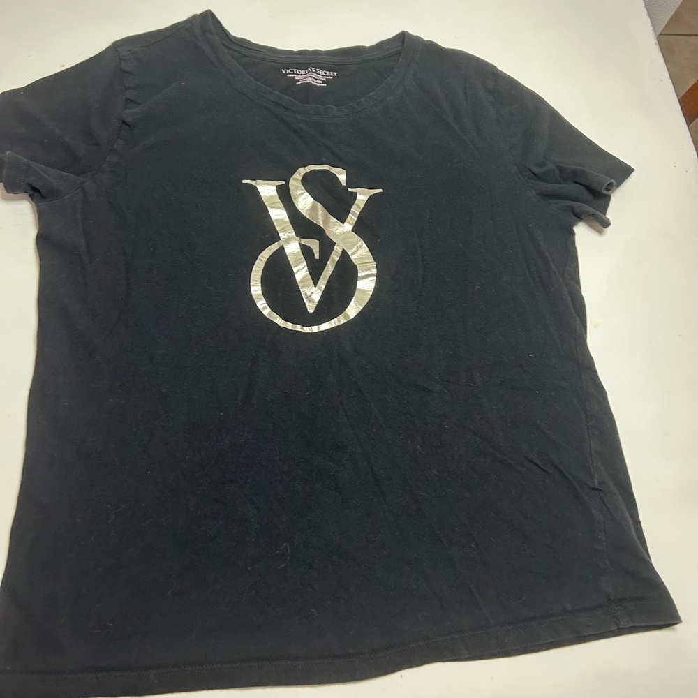 Victoria's Secret Black Crew Neck Tee - Picture 1 of 8